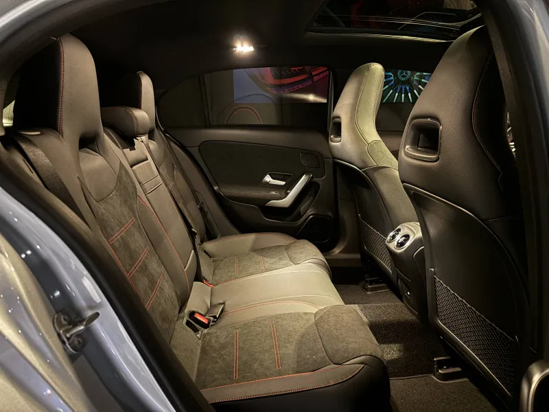 Image secondaire du véhicule 5