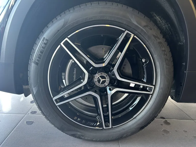 Image secondaire du véhicule 8