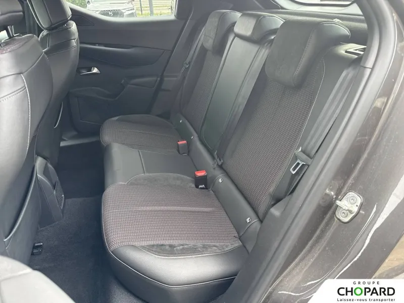 Image secondaire du véhicule 12