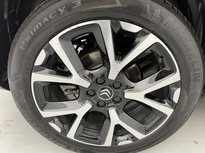 Image secondaire du véhicule 18