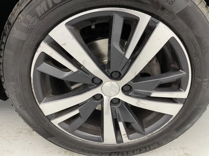 Image secondaire du véhicule 19