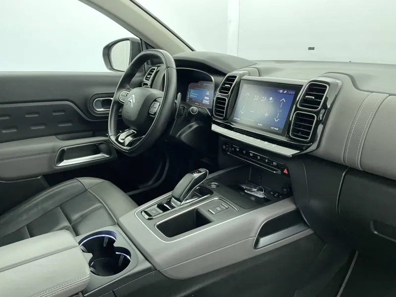 Image secondaire du véhicule 35