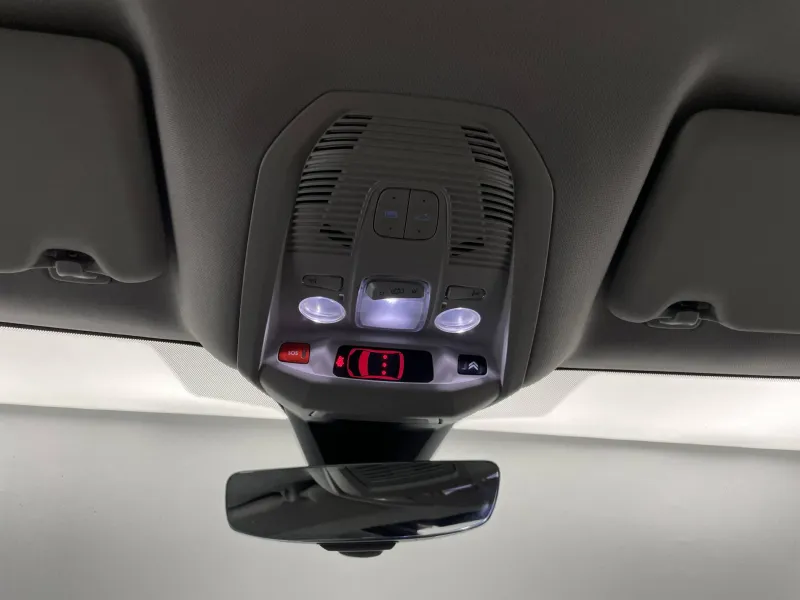 Image secondaire du véhicule 36