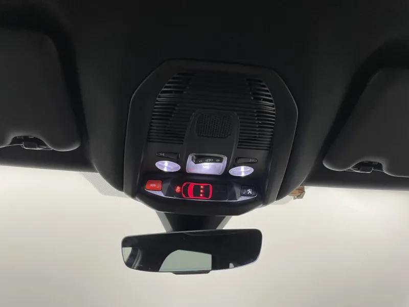 Image secondaire du véhicule 34