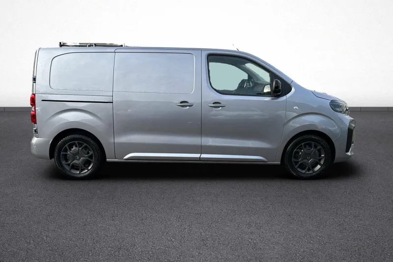 Image secondaire du véhicule 8