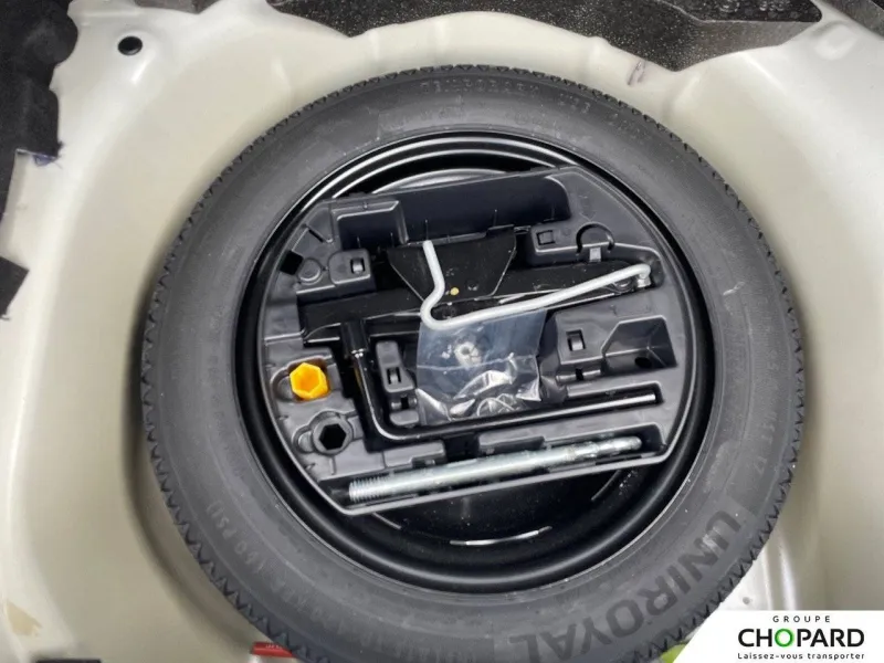 Image secondaire du véhicule 21