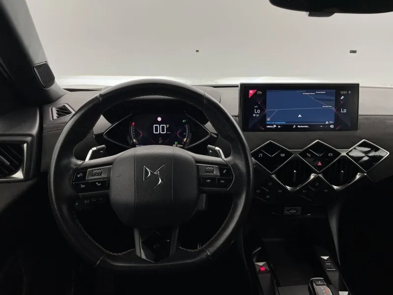 Image secondaire du véhicule 24