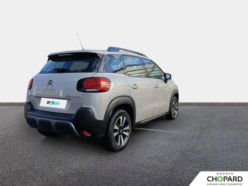 Image secondaire du véhicule 9