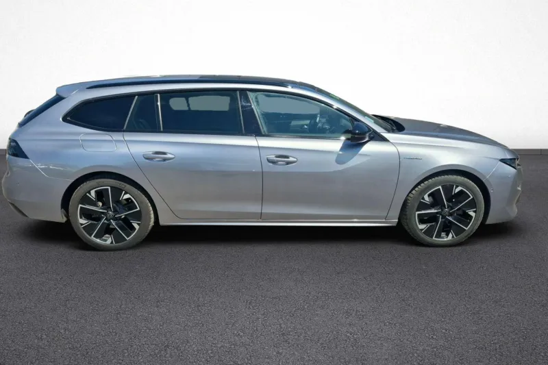 Image secondaire du véhicule 8