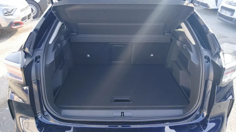 Image secondaire du véhicule 10