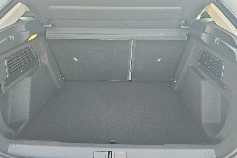 Image secondaire du véhicule 10