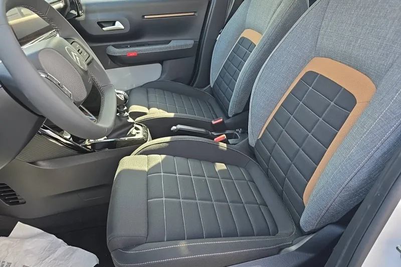 Image secondaire du véhicule 12