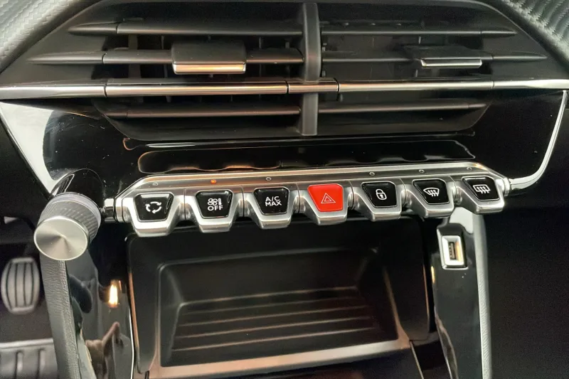 Image secondaire du véhicule 40