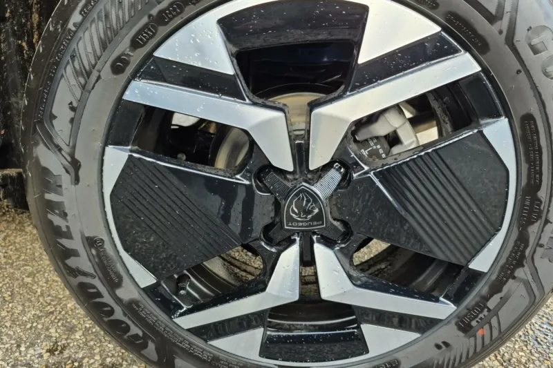 Image secondaire du véhicule 14