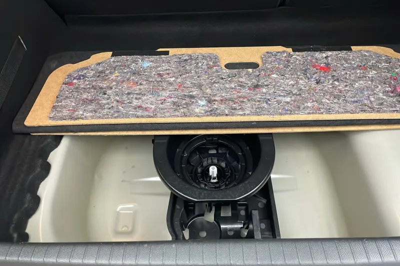 Image secondaire du véhicule 14