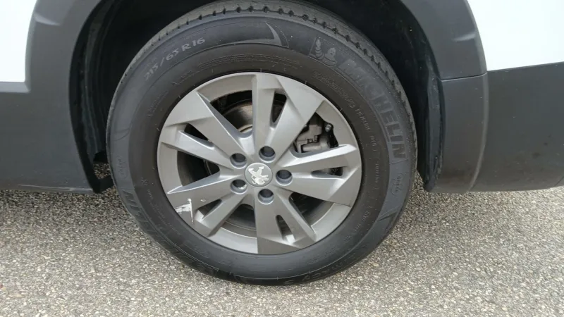 Image secondaire du véhicule 16