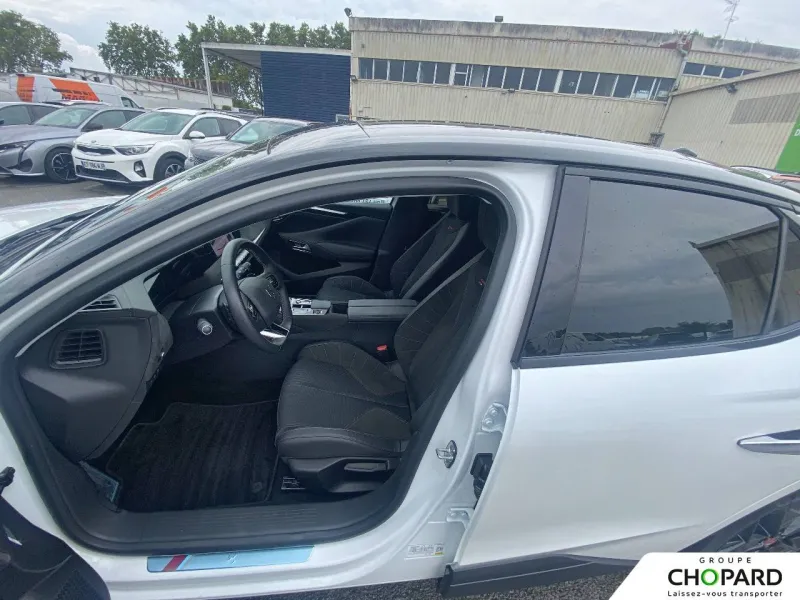 Image secondaire du véhicule 12