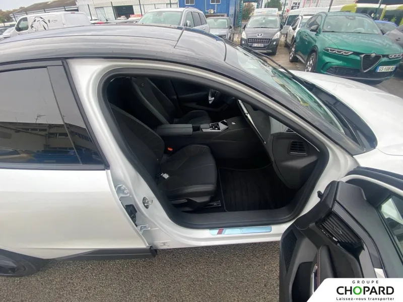 Image secondaire du véhicule 14