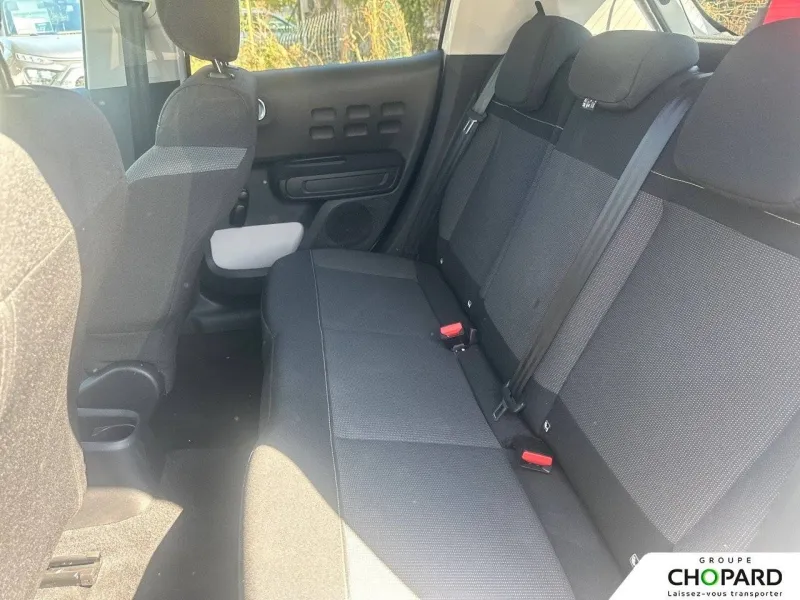 Image secondaire du véhicule 12