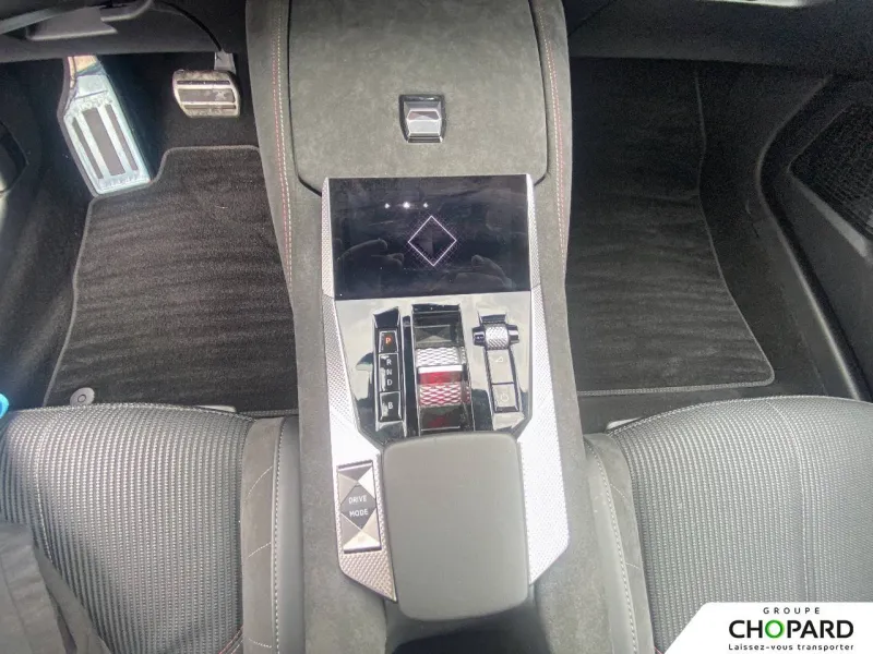 Image secondaire du véhicule 24