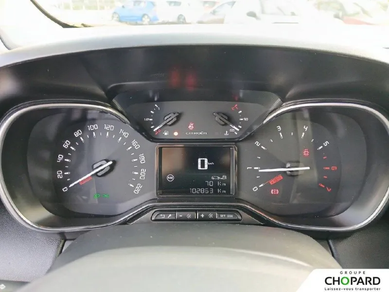 Image secondaire du véhicule 22