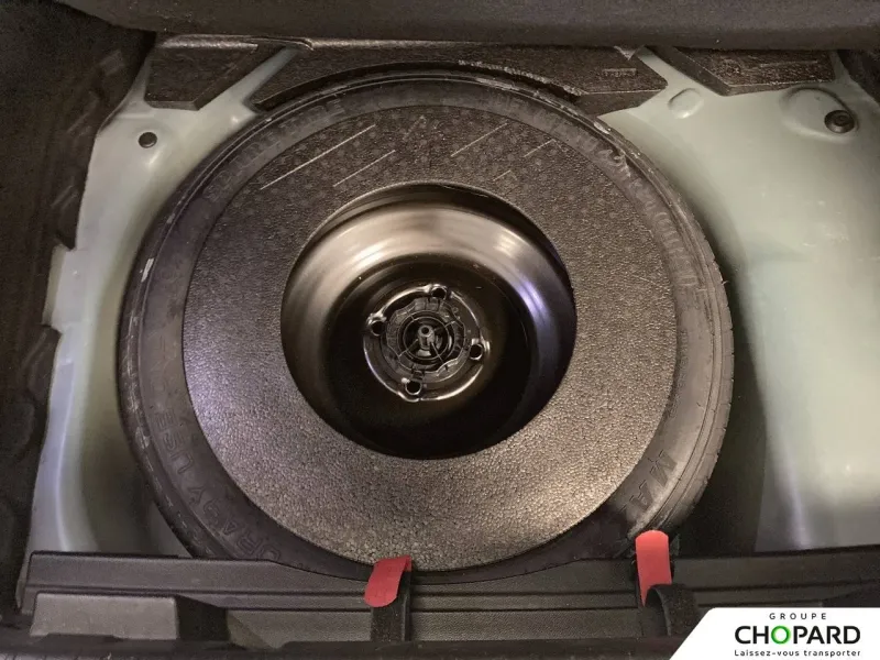 Image secondaire du véhicule 24