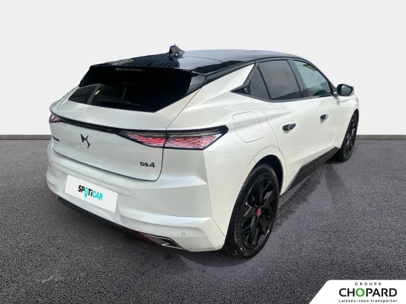 Image secondaire du véhicule 4