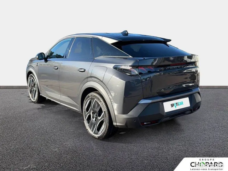 Image secondaire du véhicule 6