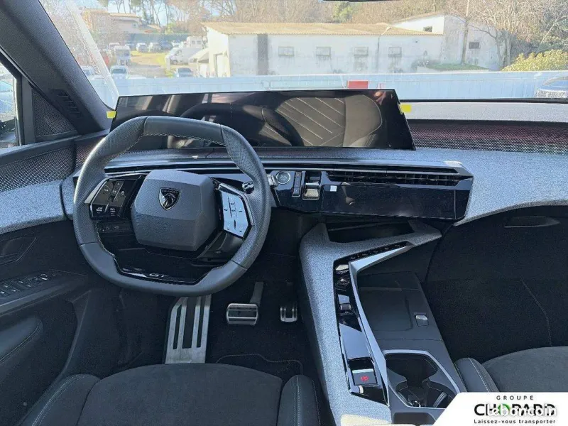 Image secondaire du véhicule 9