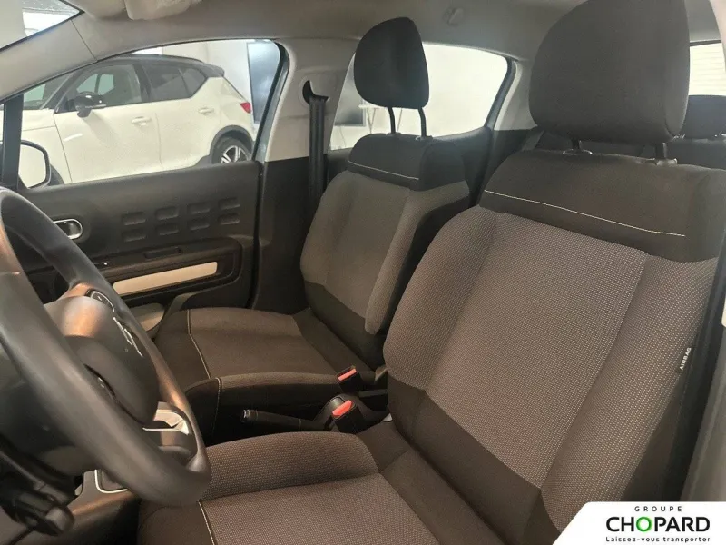 Image secondaire du véhicule 23