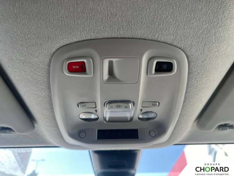 Image secondaire du véhicule 9