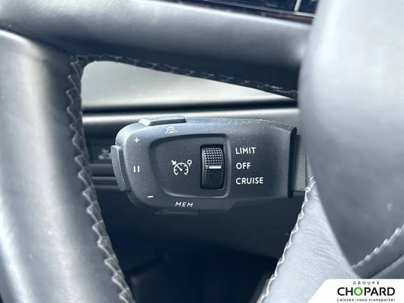 Image secondaire du véhicule 24