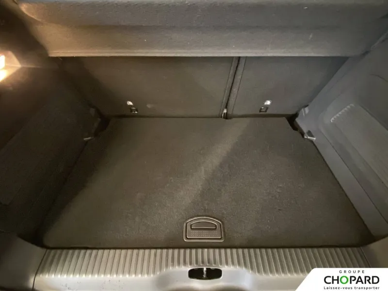 Image secondaire du véhicule 9