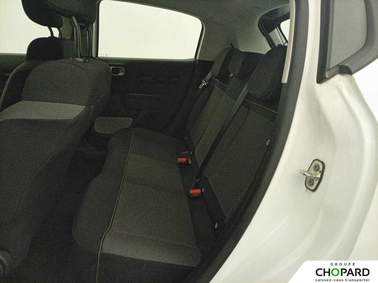 Image secondaire du véhicule 4