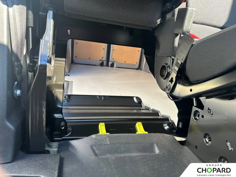 Image secondaire du véhicule 27