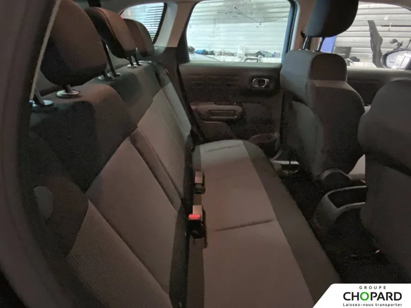 Image secondaire du véhicule 21