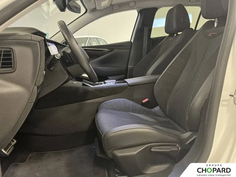 Image secondaire du véhicule 23