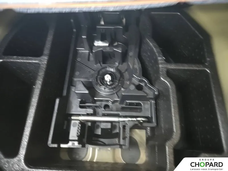 Image secondaire du véhicule 30