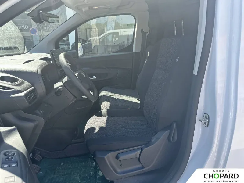 Image secondaire du véhicule 12