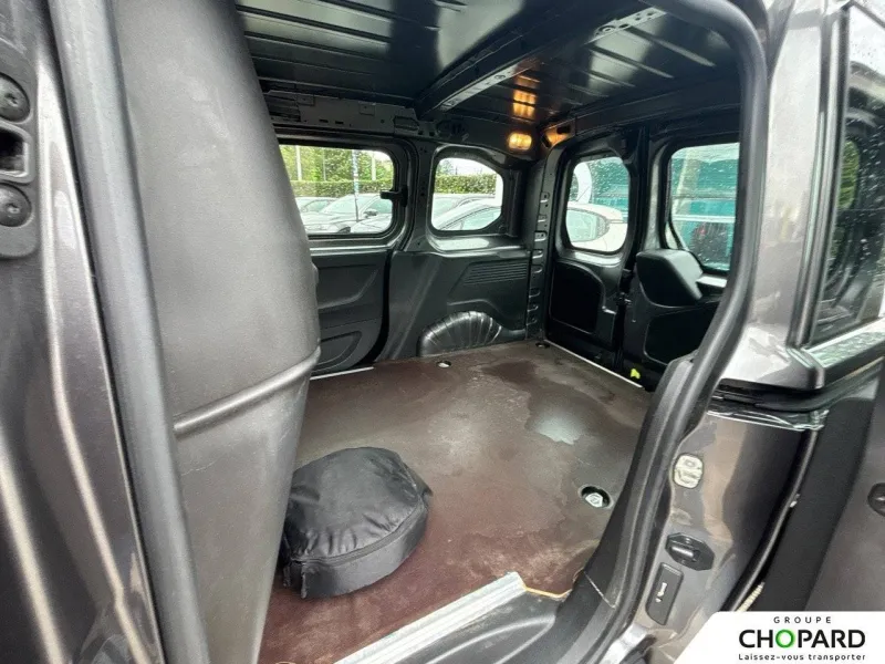 Image secondaire du véhicule 12