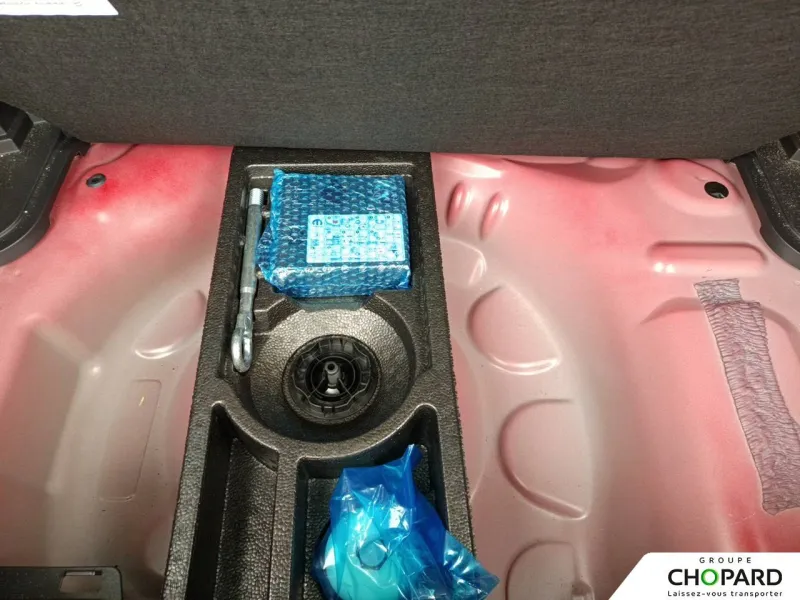 Image secondaire du véhicule 26