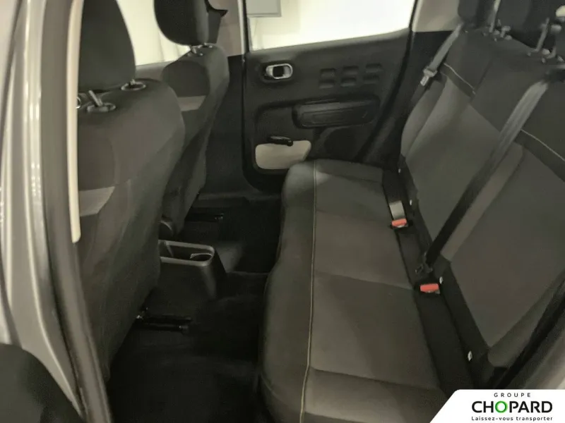 Image secondaire du véhicule 12