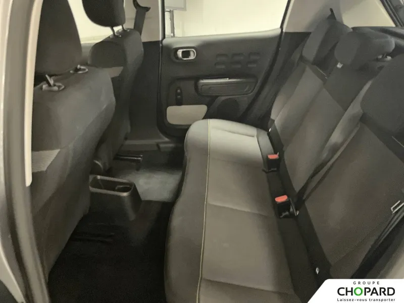 Image secondaire du véhicule 12