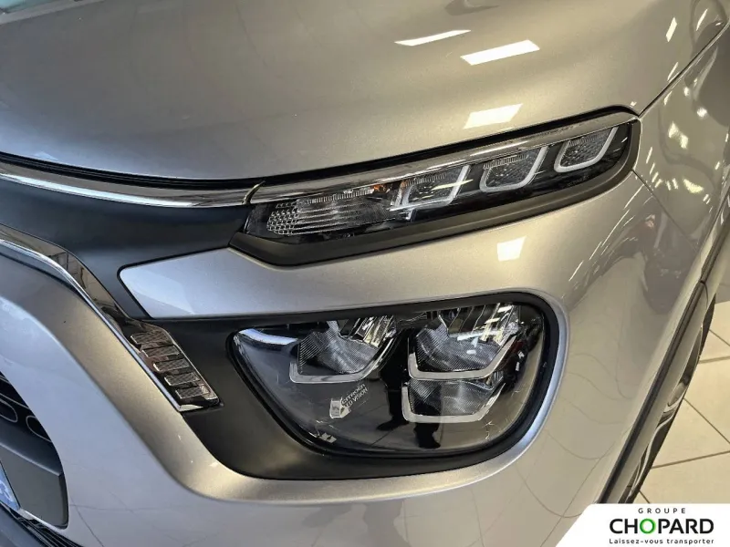 Image secondaire du véhicule 22