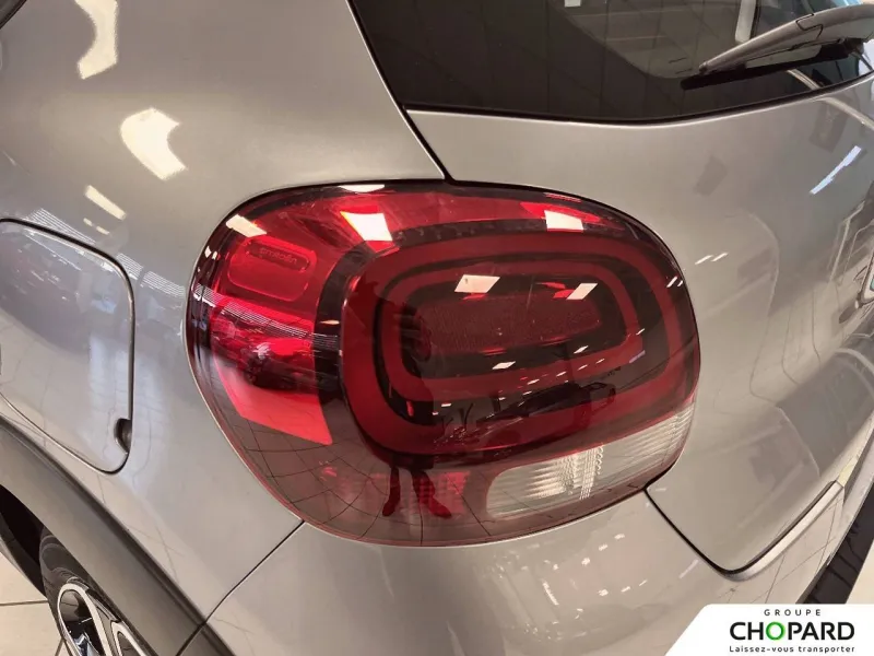 Image secondaire du véhicule 23