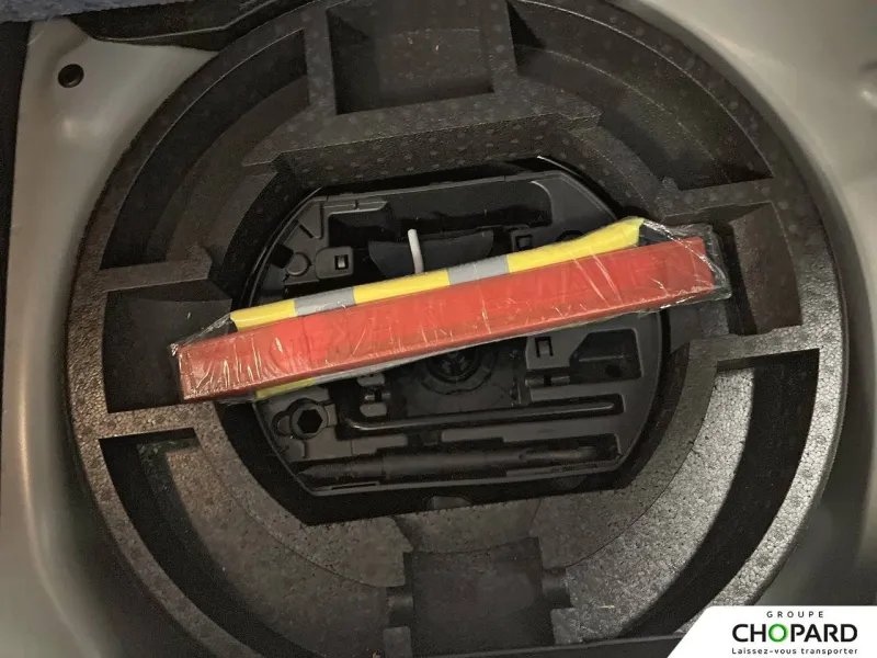 Image secondaire du véhicule 21