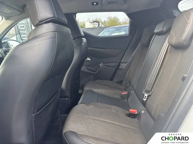 Image secondaire du véhicule 19