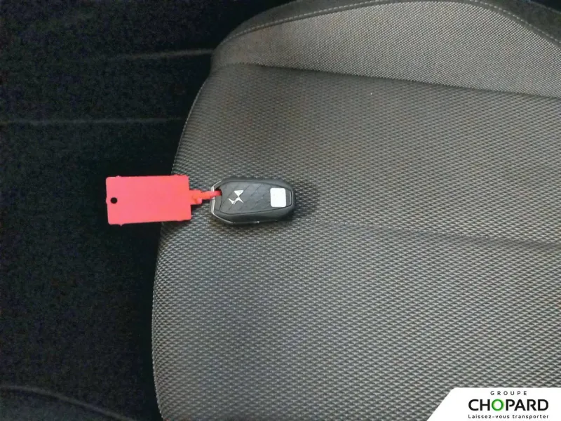 Image secondaire du véhicule 15