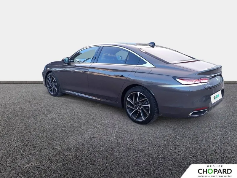 Image secondaire du véhicule 8