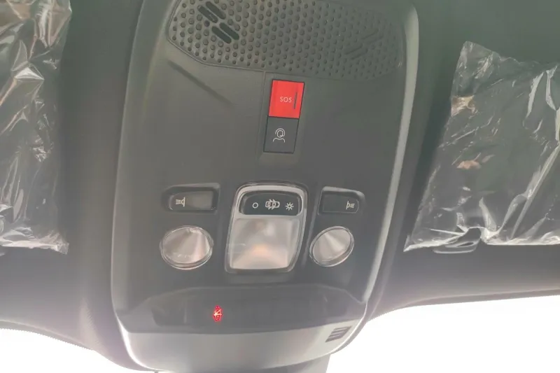 Image secondaire du véhicule 35